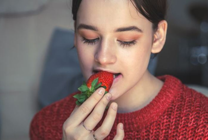 Врач назвал самые полезные ягоды, которые следует употреблять летом для крепкого здоровья