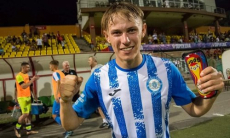 Казахстанский футболист забил самый красивый гол тура европейского чемпионата. Видео