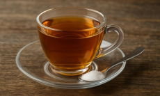 Никогда не выбрасывайте использованные чайные пакетики. Вот где их можно применить