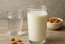 Такое молоко приводит в норму уровень сахара в крови и улучшает память. Рекомендуется пить утром после стакана воды