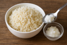 Добавьте всего один ингредиент при варке риса — и калорийность гарнира снизится в два раза