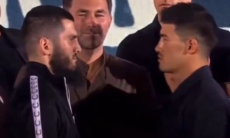 Бетербиев и Бивол провели финальную дуэль взглядов. Видео