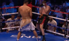 Мэсси нокаутировали в бою за титул чемпиона мира. Видео