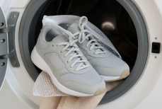 Как безопасно постирать кроссовки в стиральной машине — секреты идеальной чистоты без ущерба для обуви