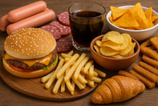 Озвучен список самых вредных продуктов — они вызывают «букет» заболеваний