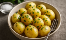 Как улучшить вкус отварного картофеля — раскрыт секрет образцового гарнира