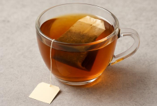 Зачем нужна бирка на чайном пакетике? Раскрыты секреты маленькой детали