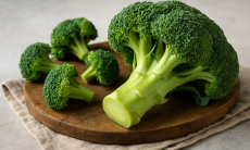 Назван самый полезный для пожилых людей овощ — можно есть в любом виде. Содержит витамин C и много клетчатки