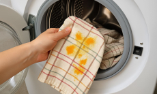 Как отстирать кухонные полотенца от жира и пятен — метод, который всегда срабатывает