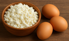 Начиная с этого возраста нужно налегать на творог и яйца