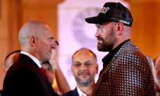 «Только он». Топ-боксер без колебаний назвал победителя реванша Усик — Фьюри