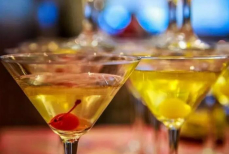 Можно ли пить алкоголь, если вы на диете