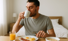Через сколько минут после подъема можно завтракать — многие этого не знают