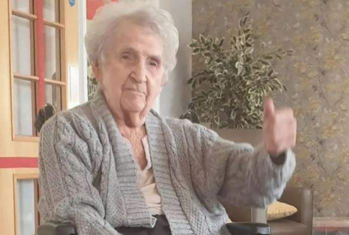 104-летняя женщина назвала неожиданный секрет своего долголетия. Никогда не догадаетесь