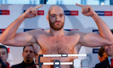 Стало известно, с каким весом Фьюри выйдет на реванш с Усиком