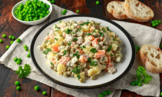 Кому опасно есть оливье