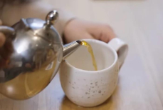 Зеленый чай может принести больше вреда, чем пользы. Вот когда напиток становится опасным