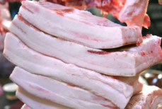 Можно ли есть свиную шкурку