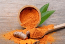 Нужно ли пить утром воду с куркумой