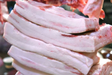 Как выглядит настоящее сало — хитрый способ выбрать стопроцентный деликатес