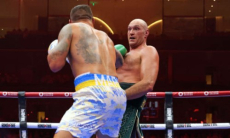 «Верю в его победу». Тренер дал прогноз на реванш Усика и Фьюри