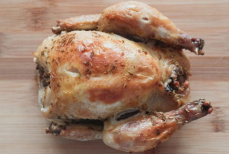 Эту часть курицы вообще лучше не употреблять — хотя она и вкусная, но ядовитая