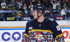 Серия буллитов решила исход матча клубов конференции «Барыса» в КХЛ