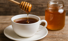 Почему нельзя добавлять мед вместо сахара в чай