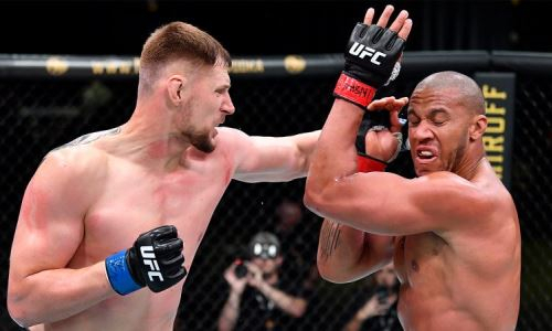 «Однозначно выиграл». Тактаров вердикт спорному бою Ган — Волков на UFC 310