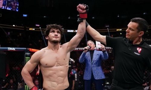 Казахстанский боец назвал главную проблему восходящей звезды UFC из России