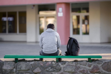 Как одиночество ведёт к изменениям в работе головного мозга