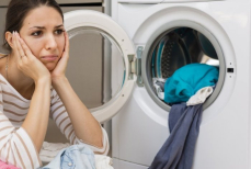 Можно ли остановить машинку во время стирки — четыре способа правильной экстренной остановки