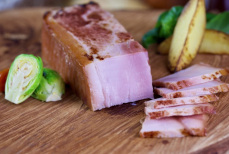 Что будет, если есть сало каждый день — названы неожиданные последствия