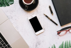 Почему нужно класть телефон экраном вниз