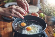 Биолог рассказал, как похудеть с помощью диеты 30-30-30