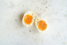 Когда лучше есть вареное яйцо — утром или вечером