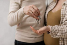 Никогда не отдавайте эти вещи бесплатно — притянете бедность в дом