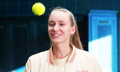 Елена Рыбакина снялась в фотосессии перед стартом Australian Open-2025