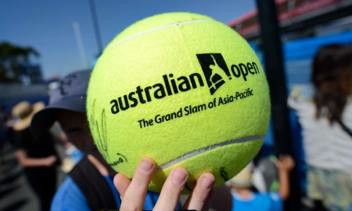 Российским теннисистам «вернули» гражданство на Australian Open