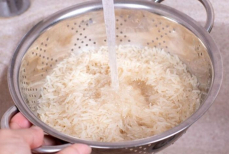 Нужно ли мыть рис перед приготовлением