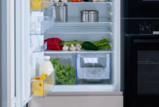 90 процентов людей неправильно используют нижний ящик холодильника. Что там нужно хранить — не овощи и фрукты