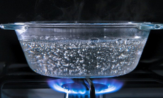 Почему нельзя кипятить воду из-под крана