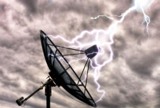 Можно ли смотреть телевизор во время грозы или это опасно