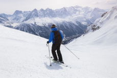 Лыжник попал под лавину и выжил благодаря рюкзаку