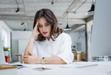 Психотерапевт объяснила, как найти баланс между работой и личной жизнью