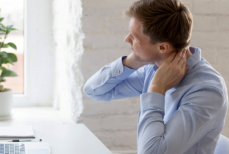 Назван способ, который помогает избавиться от головной боли без таблеток