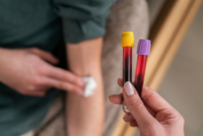 Учёные нашли связь между колебаниями уровня холестерина и риском слабоумия