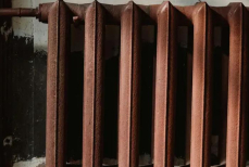 Батареи будут греть вдвое мощнее. Сантехник раскрыл главный секрет