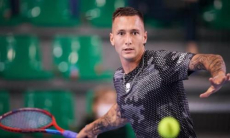 Казахстанский теннисист проиграл в первом круге турнира в Бахрейне