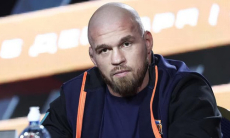 Артем Резников заявил о трилогии с россиянином после нокаута в реванше